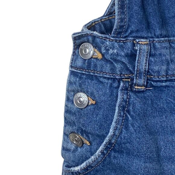 Divided H & M Wm’s Sz 6 Denim Distressed Frayed Jean Overall Bob Shorts - Picture 4 of 6